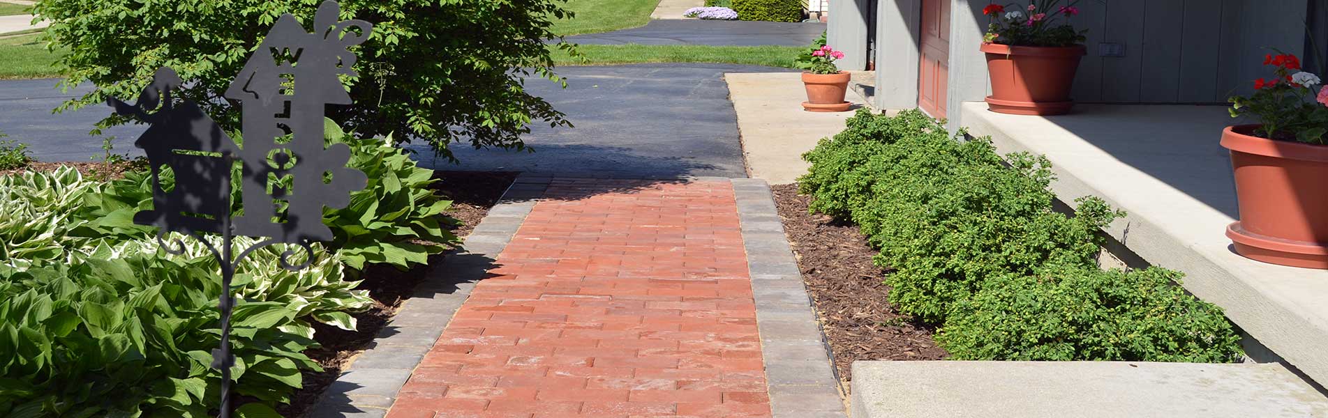 Professional Mulch Spreading