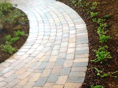 Fresh Mulch & Edging