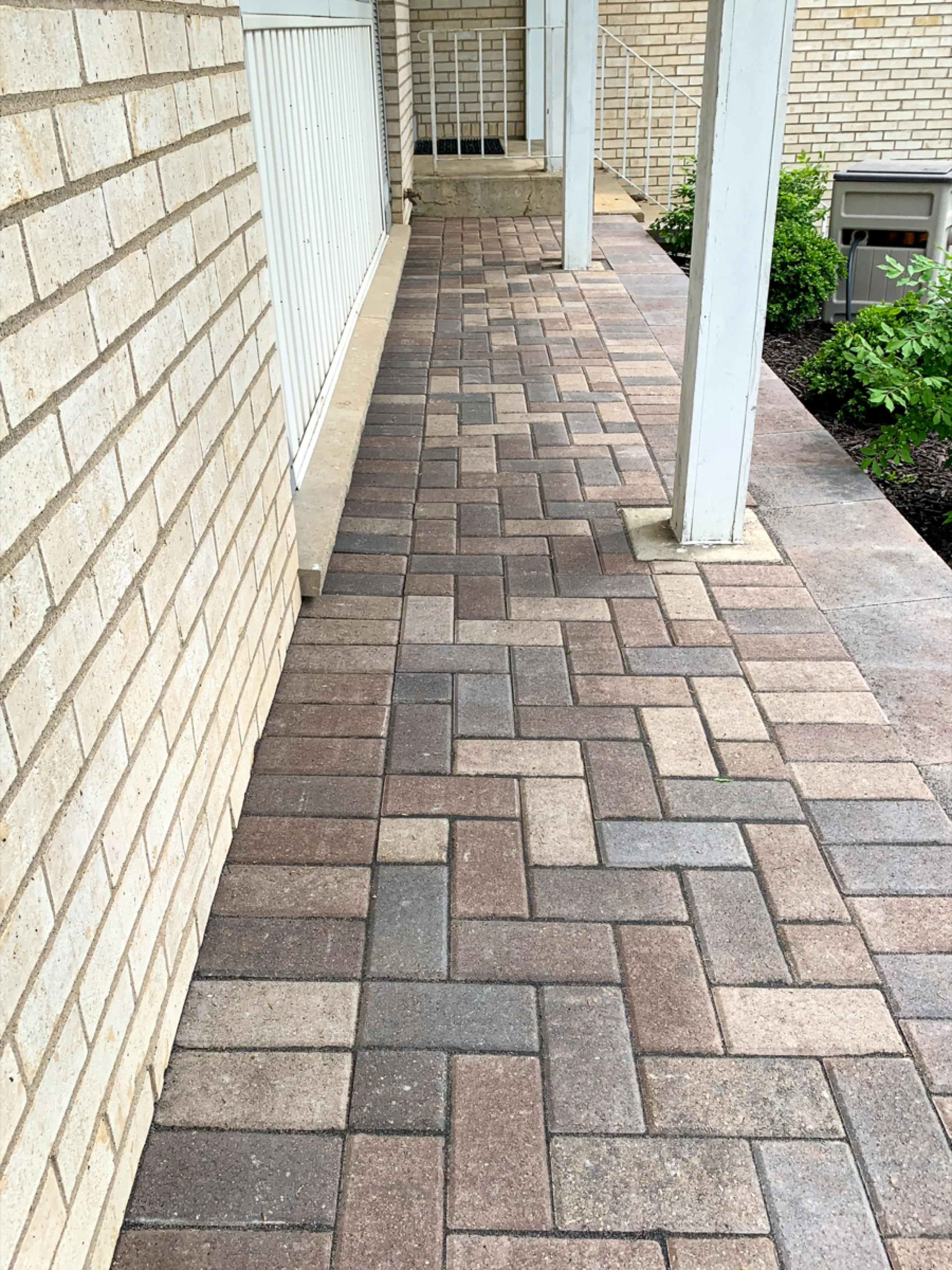 Brick Patio — Algonquin